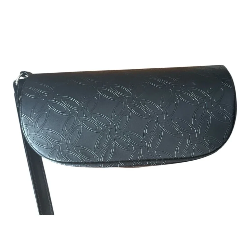 Oakley Authentic Women's Black Leather Zippered Sunglass Soft Case Wrist Strap